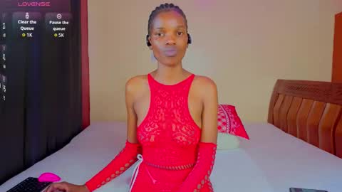 Nessa-Independent model online show from September 15, 5:07 am