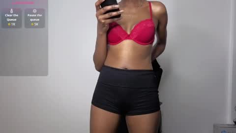 Nessa-Independent model online show from May 29, 6:17 pm
