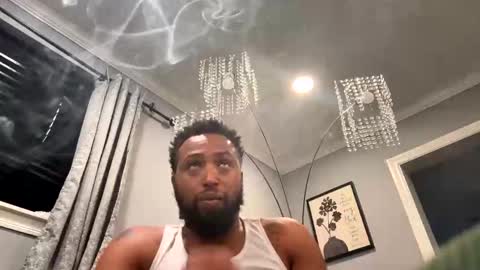 Snapshot of freakoutsay chatting on October 23, 12:59 pm make a wish and daddy will make it cum true online show from October 23, 12:59 pm