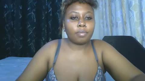 Snapshot of freaky_nikky chatting on January 10, 10:25 pm freaky_nikky online show from January 10, 10:25 pm