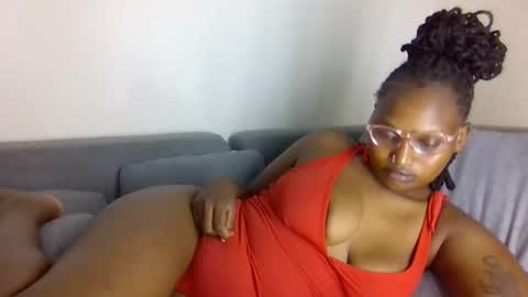 Snapshot of freakylittlemissy chatting on November 15, 11:54 pm freakylittlemissy online show from November 15, 11:54 pm