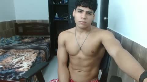 Esteban online show from October 9, 3:54 pm