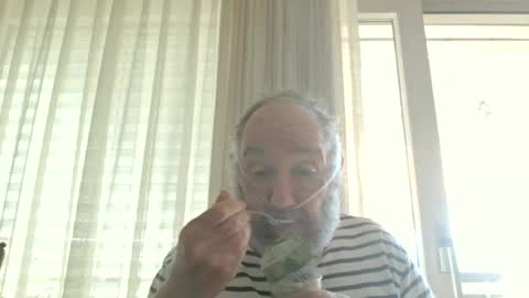 Snapshot of fredaldavid chatting on June 30, 7:53 am David Fredal online show from June 30, 7:53 am