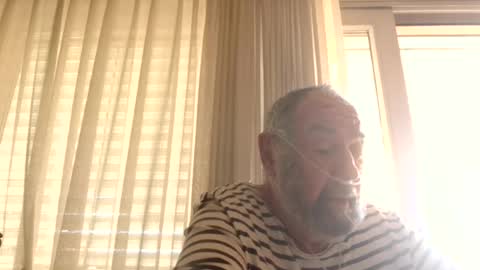 Snapshot of fredaldavid chatting on July 2, 9:37 am David Fredal online show from July 2, 9:37 am