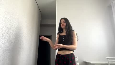 Snapshot of fredamedora chatting on June 26, 5:56 am Mia online show from June 26, 5:56 am