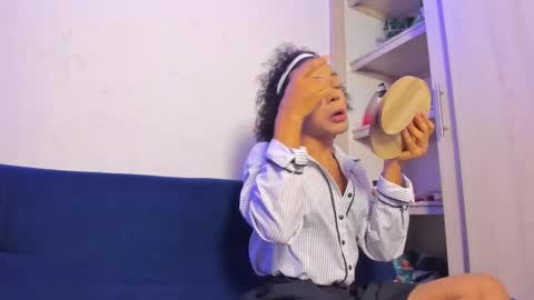 Snapshot of fredd_ss chatting on February 1, 1:20 pm valeria online show from February 1, 1:20 pm