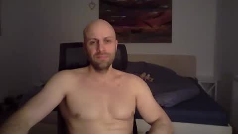 Snapshot of freddow chatting on March 1, 9:28 pm freddow online show from March 1, 9:28 pm