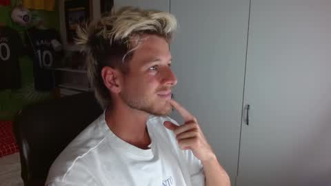 Frederick Perin online show from November 18, 9:52 pm