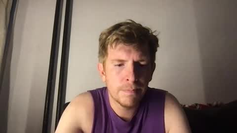 Snapshot of freddyfootball chatting on September 20, 12:44 am Freddy Foot Balls online show from September 20, 12:44 am