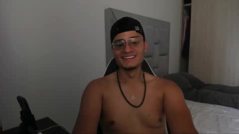 Snapshot of fredericsloan chatting on March 2, 8:59 pm Frederic Sloan online show from March 2, 8:59 pm