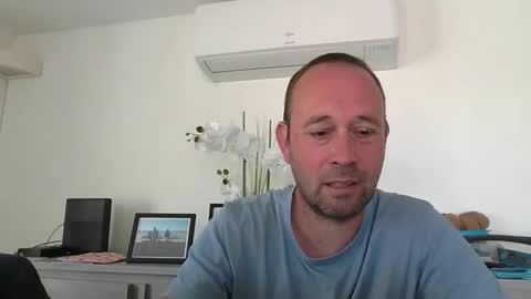 fredodu41 online show from April 19, 2:05 pm