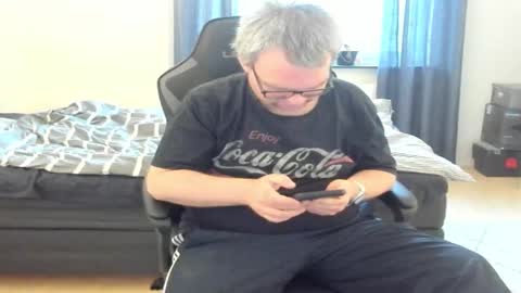 Fredrik online show from December 21, 11:39 am