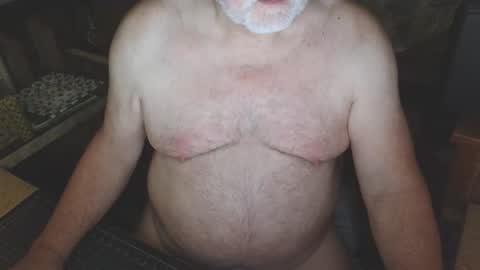 Snapshot of free_amos chatting on March 3, 7:03 am free_amos online show from March 3, 7:03 am