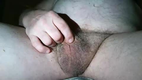 Snapshot of free_amos chatting on April 4, 6:44 am free_amos online show from April 4, 6:44 am