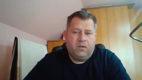 Snapshot of freeboy80180 chatting on December 8, 1:14 pm freeboy80180 online show from December 8, 1:14 pm