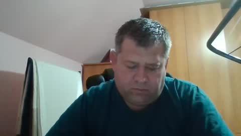 freeboy80180 online show from December 11, 7:20 am