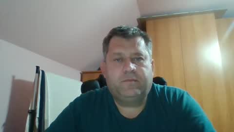 Snapshot of freeboy80180 chatting on December 12, 6:21 pm freeboy80180 online show from December 12, 6:21 pm