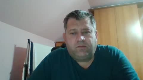 Snapshot of freeboy80180 chatting on December 13, 7:04 am freeboy80180 online show from December 13, 7:04 am