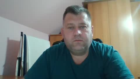 Snapshot of freeboy80180 chatting on December 14, 6:46 am freeboy80180 online show from December 14, 6:46 am