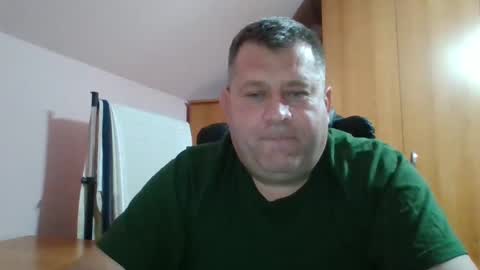 Snapshot of freeboy80180 chatting on December 16, 4:49 pm freeboy80180 online show from December 16, 4:49 pm