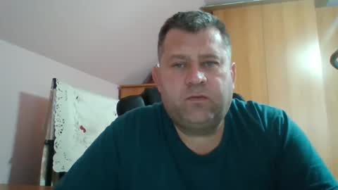 Snapshot of freeboy80180 chatting on December 22, 10:06 am freeboy80180 online show from December 22, 10:06 am