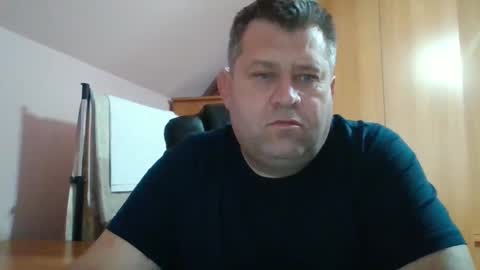 Snapshot of freeboy80180 chatting on December 29, 7:39 am freeboy80180 online show from December 29, 7:39 am