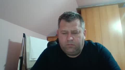 Snapshot of freeboy80180 chatting on December 30, 8:43 am freeboy80180 online show from December 30, 8:43 am