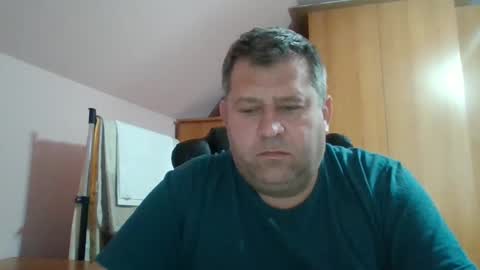 Snapshot of freeboy80180 chatting on January 7, 1:35 pm freeboy80180 online show from January 7, 1:35 pm