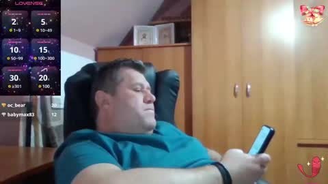 Snapshot of freeboy80180 chatting on January 17, 5:51 pm freeboy80180 online show from January 17, 5:51 pm