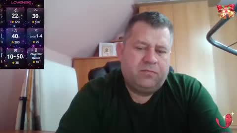 Snapshot of freeboy80180 chatting on January 25, 12:58 pm freeboy80180 online show from January 25, 12:58 pm