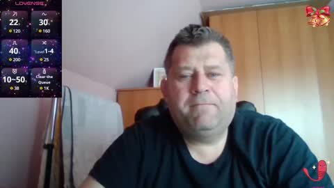 Snapshot of freeboy80180 chatting on February 5, 9:57 am freeboy80180 online show from February 5, 9:57 am