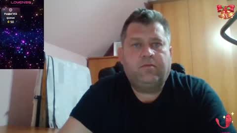 Snapshot of freeboy80180 chatting on February 5, 4:14 pm freeboy80180 online show from February 5, 4:14 pm