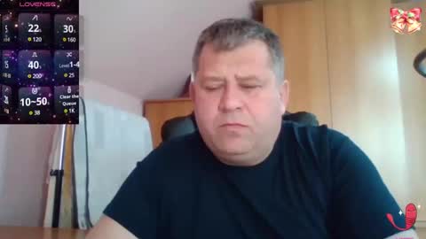 Snapshot of freeboy80180 chatting on February 6, 12:59 pm freeboy80180 online show from February 6, 12:59 pm