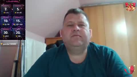 Snapshot of freeboy80180 chatting on February 28, 12:20 pm freeboy80180 online show from February 28, 12:20 pm