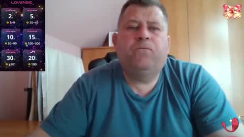 Snapshot of freeboy80180 chatting on March 4, 1:06 pm freeboy80180 online show from March 4, 1:06 pm