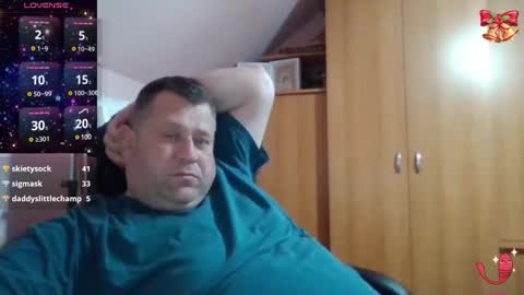 Snapshot of freeboy80180 chatting on March 5, 8:53 pm freeboy80180 online show from March 5, 8:53 pm