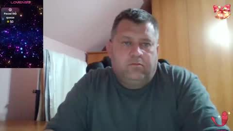 Snapshot of freeboy80180 chatting on March 10, 6:12 pm freeboy80180 online show from March 10, 6:12 pm