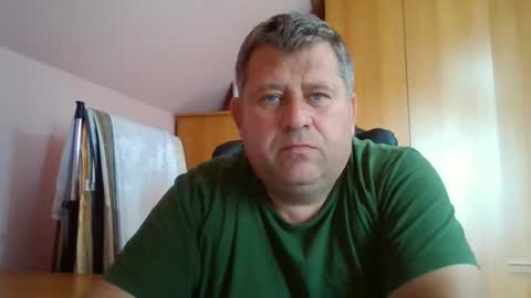 freeboy80180 online show from September 12, 12:05 pm