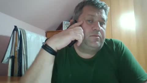 Snapshot of freeboy80180 chatting on September 24, 5:38 pm freeboy80180 online show from September 24, 5:38 pm