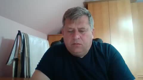 Snapshot of freeboy80180 chatting on October 26, 9:04 am freeboy80180 online show from October 26, 9:04 am