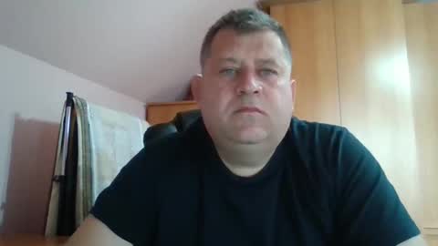 Snapshot of freeboy80180 chatting on November 9, 9:07 am freeboy80180 online show from November 9, 9:07 am