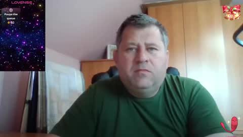 freeboy80180 online show from December 3, 11:08 am