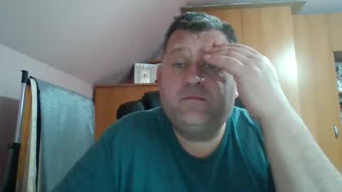 freeboy80180 online show from February 7, 12:42 pm