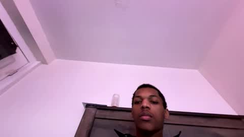 freemonisaiah online show from October 17, 1:31 am