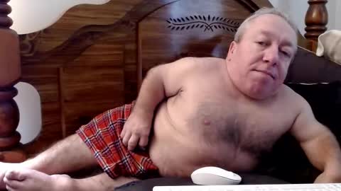 Snapshot of freemysoul4748 chatting on March 13, 8:59 pm Cute Lil Man online show from March 13, 8:59 pm