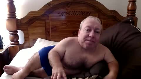 Snapshot of freemysoul4748 chatting on March 17, 8:50 am Cute Lil Man online show from March 17, 8:50 am