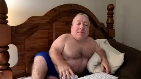 Snapshot of freemysoul4748 chatting on August 1, 5:18 am Cute Lil Man online show from August 1, 5:18 am