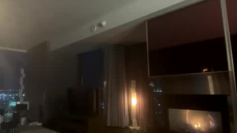 Snapshot of freesoulmovement chatting on December 22, 2:16 pm jasmineandaladin69 online show from December 22, 2:16 pm