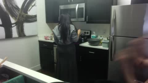 Snapshot of freesoulmovement chatting on January 13, 7:11 am jasmineandaladin69 online show from January 13, 7:11 am