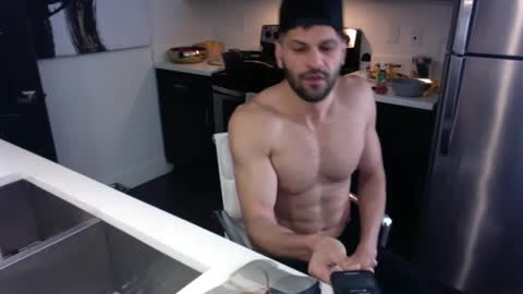 Snapshot of freesoulmovement chatting on January 15, 8:37 pm jasmineandaladin69 online show from January 15, 8:37 pm